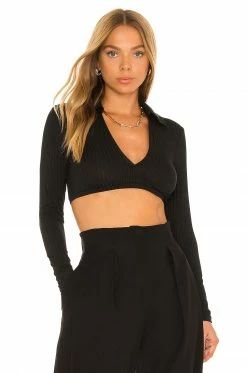 New 🛒 H:ours Flynn Cropped Top In Black 🤩