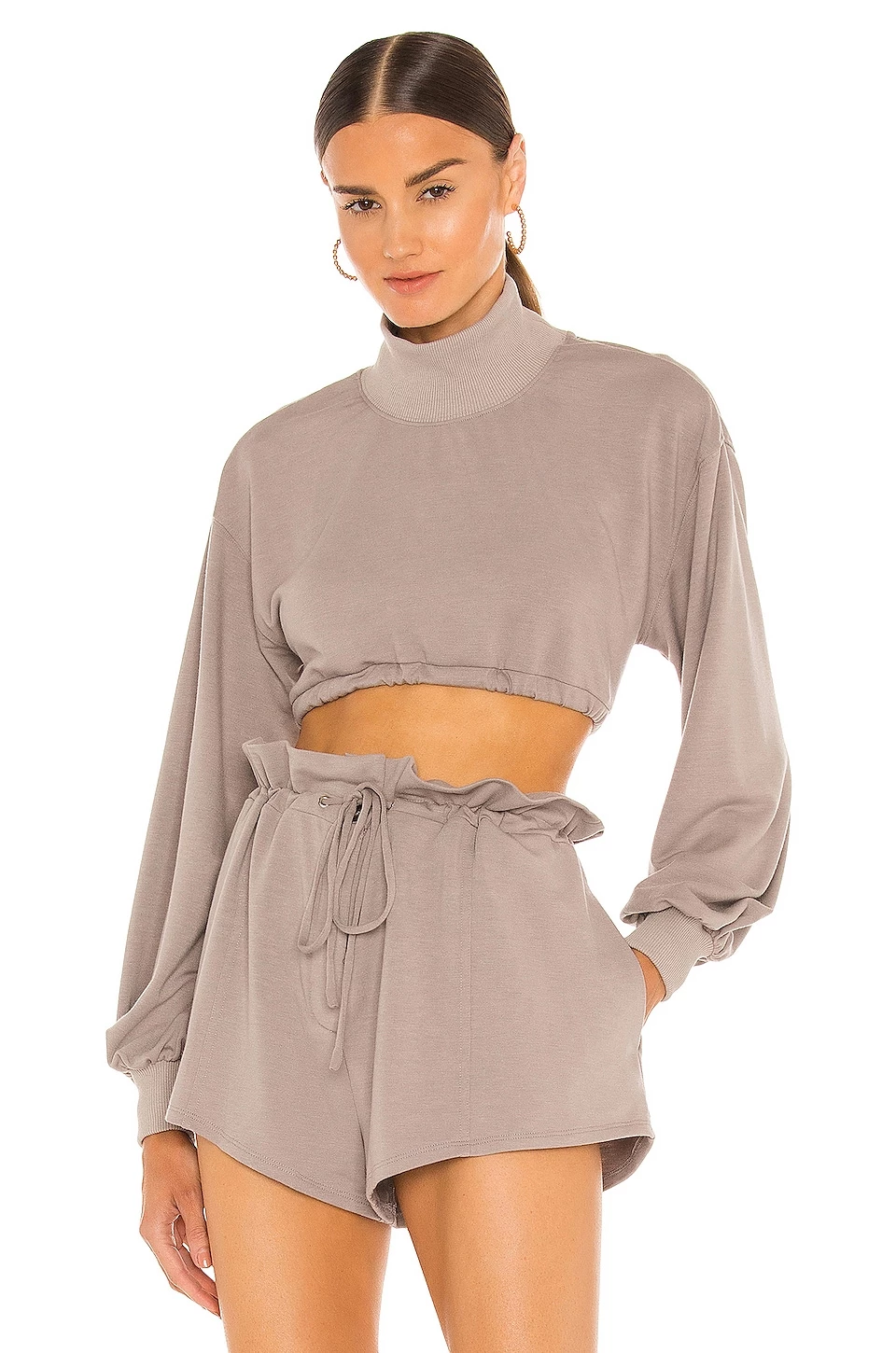 Promo ⌛ H:ours Georgi Cropped Sweatshirt In Taupe 😀 1 Promo ⌛ H:ours Georgi Cropped Sweatshirt In Taupe 😀